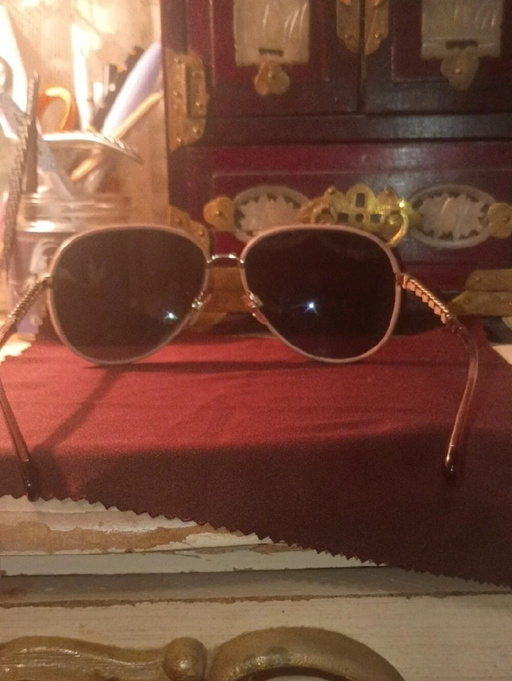 CHANEL Light Pink Metal Polorized  Pilot  Aviators W Gold